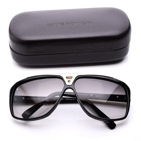 Louis Vuitton Z0350w Black Sunglasses – EZPAWN